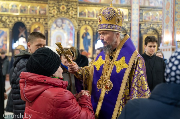В Неделю 2-ю Великого поста Митрополит Вениамин совершил Божественную литургию в кафедральном соборе Рождества Христова города Солигорска