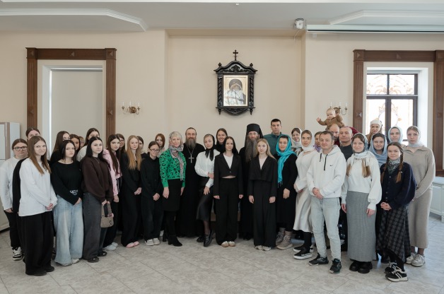 В Свято-Успенском Жировичском митрополичьем мужском монастыре началась реализация духовно-просветительского проекта «Молодежные монастырские духовные выходные»